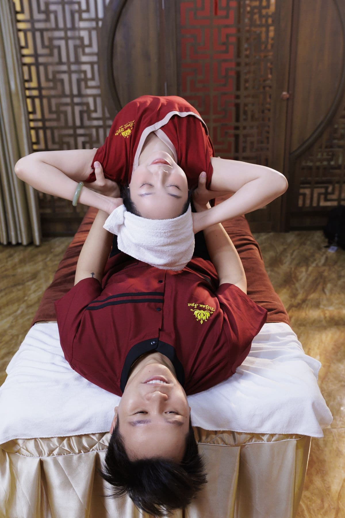 Tigon Spa - Kỹ thuật viên đang làm việc
